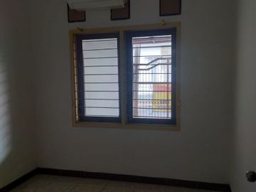 Rumah Disewakan Lokasi di Wisma Medokan, Rungkut Surabaya