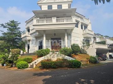Rumah Mewah Classic Modern The Green Cluster Vineyard - BSD