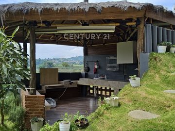 Rumah SHM 3 Lantai Dengan View Alam Strategis Di Lembang Bandung