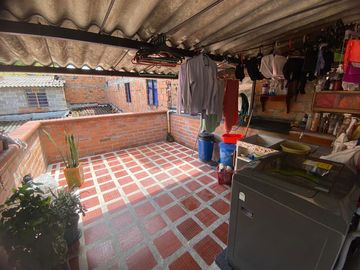 CASA EN VENTA EN SECTOR CUBA/PEREIRA