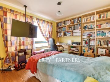 Casa de 3 dormitorios más servicios en Jardines del Sur