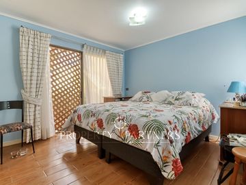 Casa de 3 dormitorios más servicios en Jardines del Sur