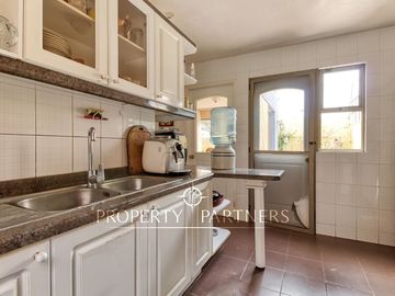 Casa de 3 dormitorios más servicios en Jardines del Sur