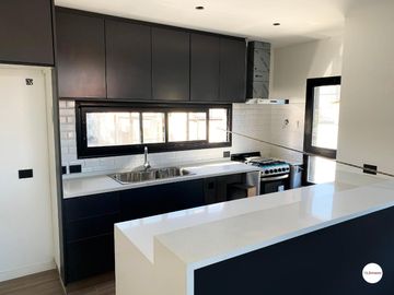 Departamento - La Lucila-Libert./Rio