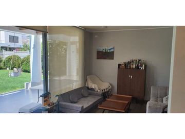 CASA EN CONDOMINIO SANTA CATALINA-AVENIDA DEL VALLE