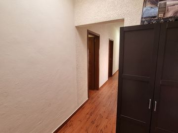 Se vende casa con jardín en San Lucas Xochimanca, Xochimilco, CDMX.