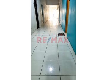 Se Venden 2 Oficinas Juntas – En El Cercado De Lima