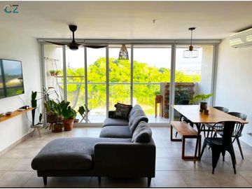 Venta de apartamento en Via Club del Golf PH Hacienda Golf