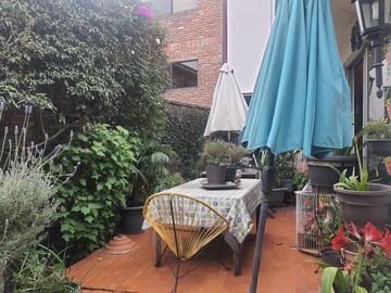 CASA EN VENTA  LOMAS DE LAS PALMAS