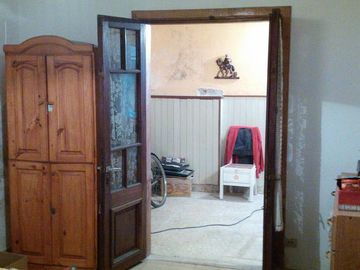 VENDE CASA CON DEPARTAMENTO