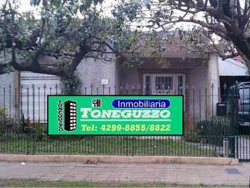 VENDE CASA CON DEPARTAMENTO