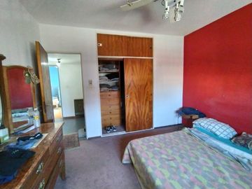 Casa PH en venta en Haedo Norte