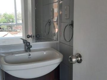 Venta departamento 2d 1b en Inglaterra Independencia
