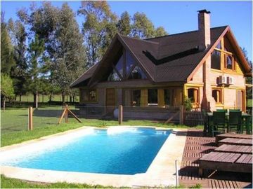 Venta de 8 CabaÃ±as Con Estilo en Lujan