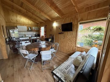 Casa y complejo turístico venta de 3 cabañas en Puerto Varas