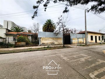 Sitio en venta en La Cisterna para desarrollo inmobiliario