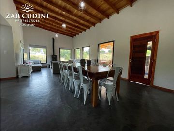 VENTA COSTA ESMERALDA CASA CON PISCINA 4 AMBIENTES