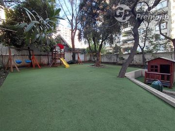Depto. 3D con Terraza y Vista Despejada Las Condes
