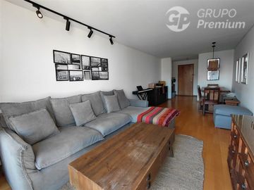 Depto. 3D con Terraza y Vista Despejada Las Condes