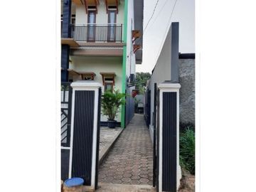 RUMAH 2 LANTAI LOKASI PEDURENAN BEKASI JAWA BARAT