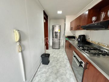 apartamento en arriendo en el poblado. Cod A776978