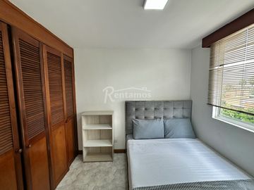 apartamento en arriendo en el poblado. Cod A776978