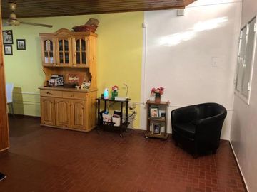 Casa   local comercial - CIPOLLETTI - R.N. ¡Excelente oportunidad!