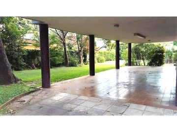 Venta Casa 8 Ambientes - San Andrés Golf