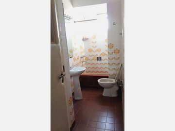 Venta Casa 8 Ambientes - San Andrés Golf