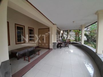 dijual rumah dipusat kota jalan yosodipuro