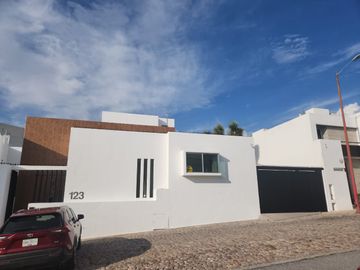 Casa en Venta en Lomas del Tec