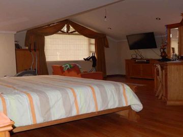Casa de venta en Av. 27 de Febrero – código:11652