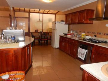 Casa de venta en Av. 27 de Febrero – código:11652