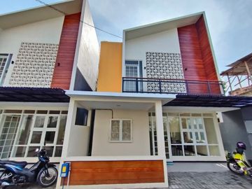 DIJUAL KOST 2 LANTAI DEKAT BERBAGAI KAMPUS DI MALANG