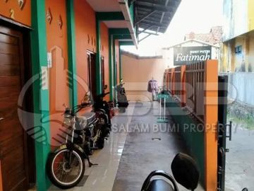 Murah!Kost Dijual Jogja 10kt 10km+Rumah Dijual Jogja+TOko dkt UII jl Kaliurang FullPenghuni