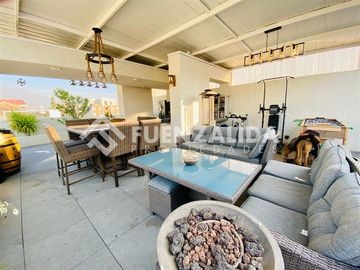 Rooftop en venta de 4 dorm. Lo Barnechea Portal la Dehesa