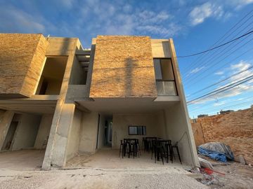 TOWNHOUSES  EN ALANNA, CHOLUL