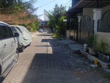Dijual Rumah Siap Huni Lokasi di Jl. Rungkut Asri Tengah, Surabaya
