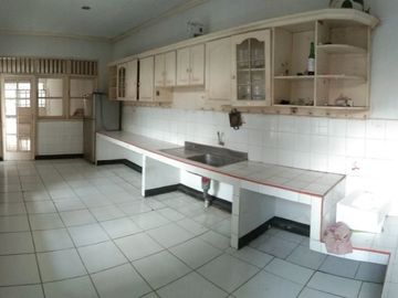 Rumah diJual di Kebayoran Lama, Jkt Selatan.Dekat Stasiun KA