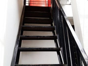 Di Sewakan Rumah Siap Huni 4 Kamar Cocok Untuk Kantor di Jl. Turangga Bandung