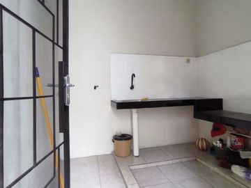 RUMAH MEZZANINE CANTIK DEKAT EXIT TOL DAN CANDI PRAMBANAN