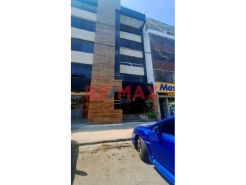 Ubicación: Urb. Prolongación Benavides Av. Las Nazarenas 279, 5to piso, Santiago de Surco
Área total: 113.21m²
Mantenimiento: S/. 130.00 a S/150.00