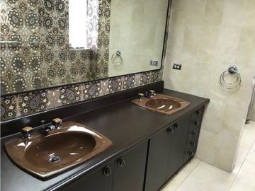 VENDO Departamento Duplex Gonzalez Suarez 4 dormitorios 505 m2