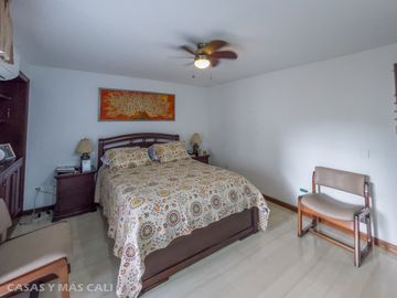 Apartamento en venta en Cali. Cod V5772