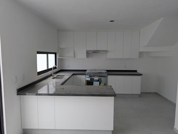 CASA CIUDAD MADERAS