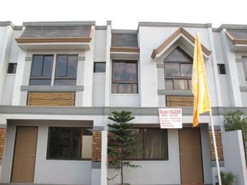 Townhouse in Bulacan for Sale at 1.750M