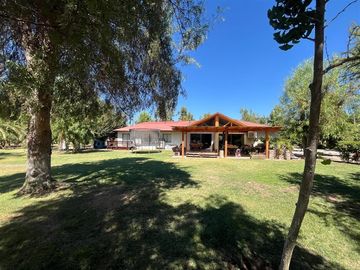 Casa en venta de 6 dorm. en Lampa