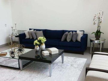 Venta de Casa atrás UEES Samborondon - Vía Samborondón Primeros kilómetros - C021