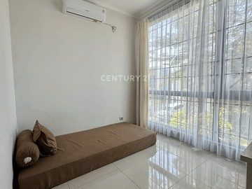 Rumah Modern Minimalis Di Kebayoran Bintaro Jaya NY 18180