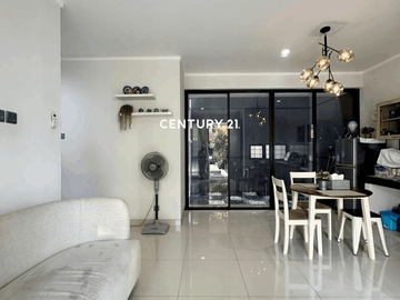 Rumah Modern Minimalis Di Kebayoran Bintaro Jaya NY 18180